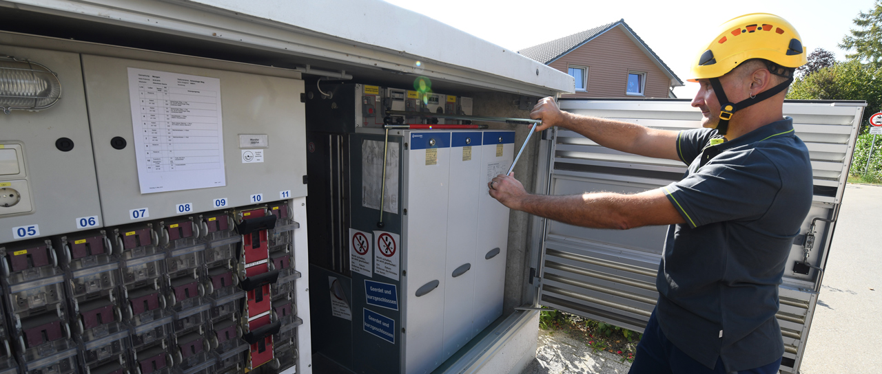 Schalten an einer Mittelspannungsanlage in einer Transformatorenstation